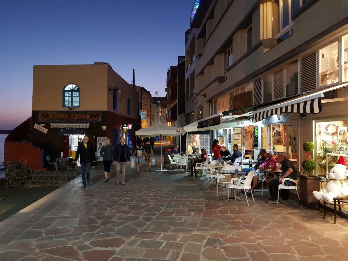 Alquilaencanarias El Medano Mirazul Plaza Roja Exterior photo